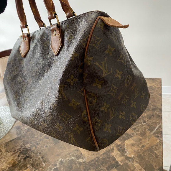 AUTH Louis Vuitton Speedy 30 - Picture 4 of 8
